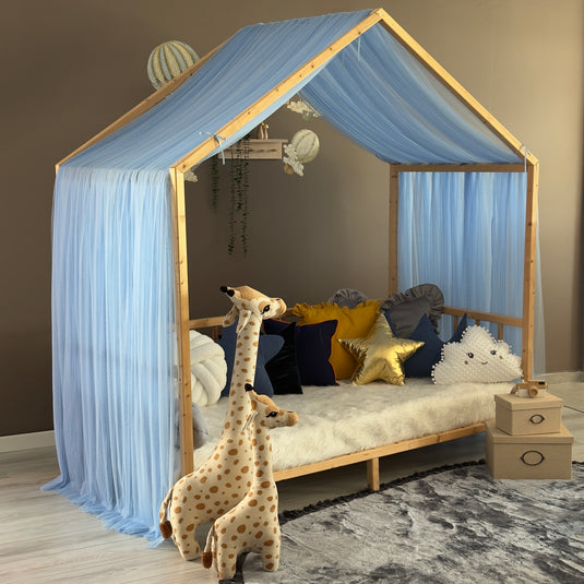 Babyblaues Montessori-Betthimmel – Ein Typ